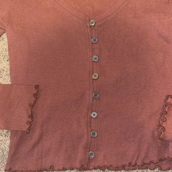 American Eagle Outfitters Rust Red Button Down Ruffle Trim Crop Top - Sz Medium. - Picture 5 of 5